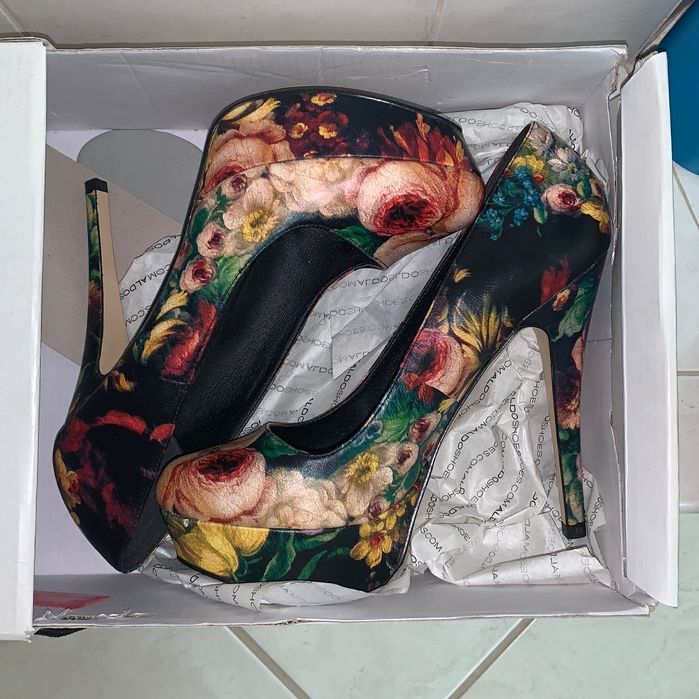 ALDO Prue-89 size 8